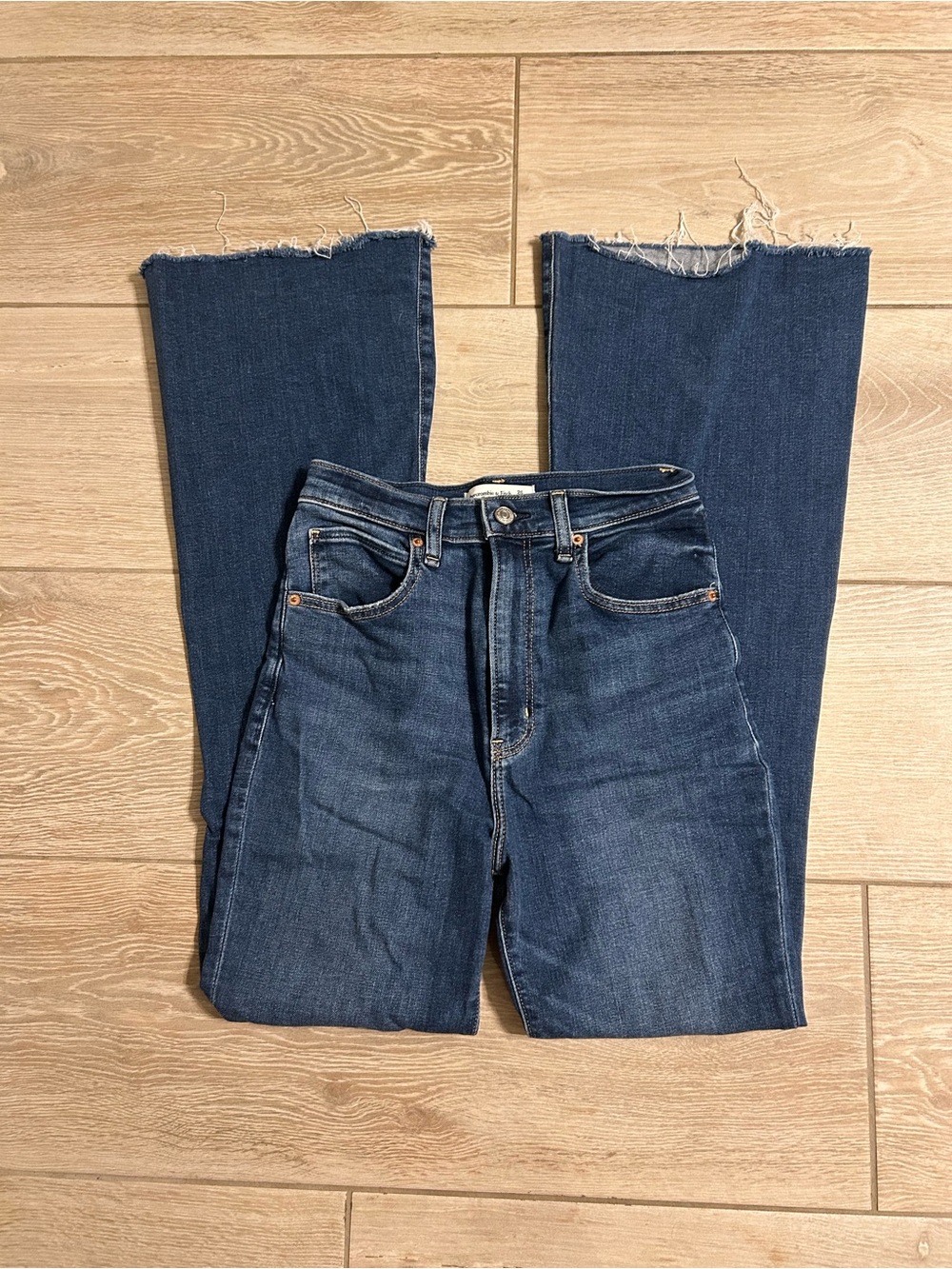 Abercrombie & Fitch Ultra High Rise Flare